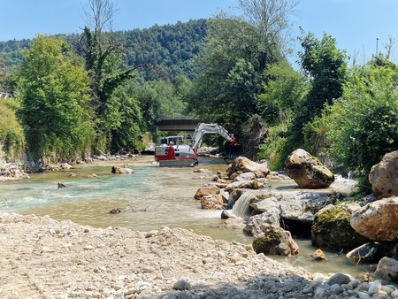 13-Sanacijska obnova vodotokov in hudournikov po poplavah (6)